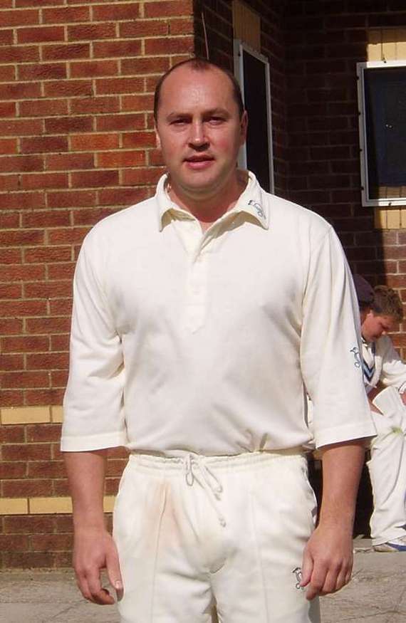 Robert Thomas